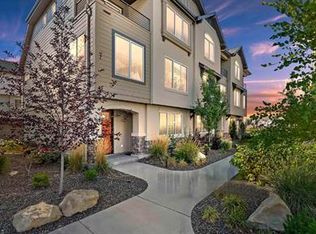 3242 E Front Runner Ln, Boise, ID 83716