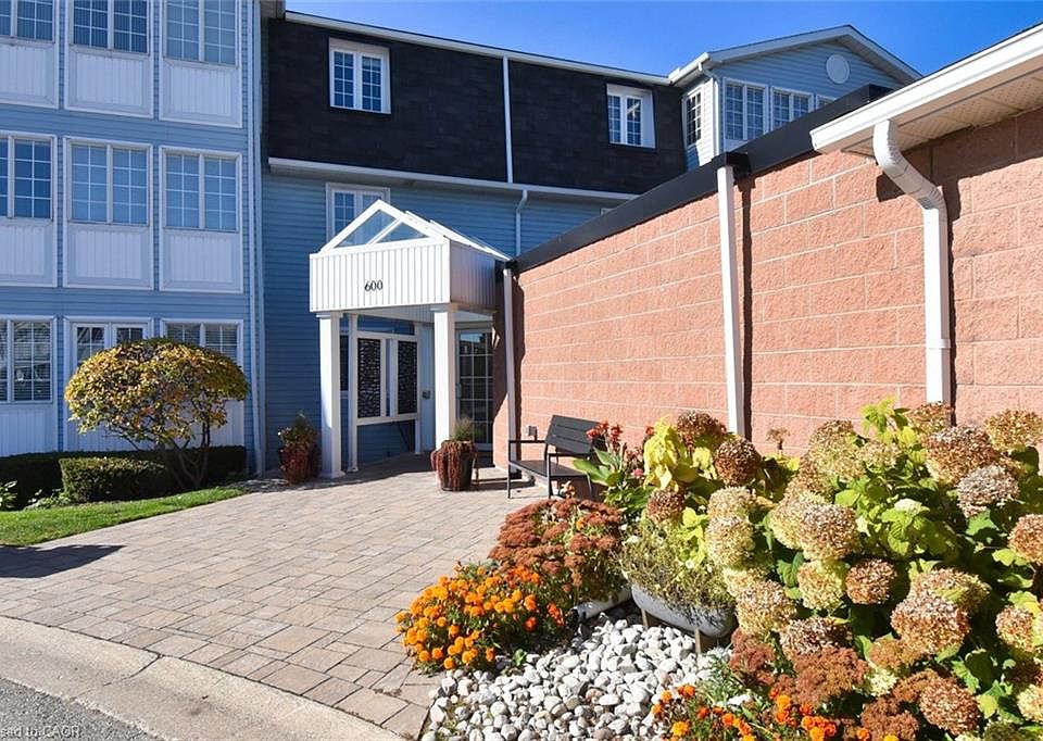 1st image of 600 Silverbirch Blvd #102