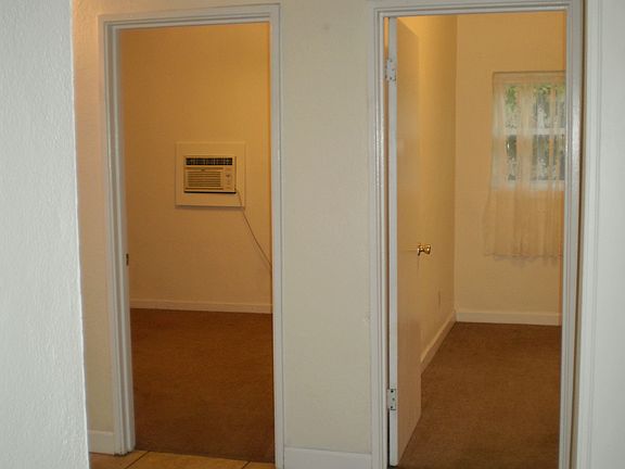 2 bedrooms & Large closets