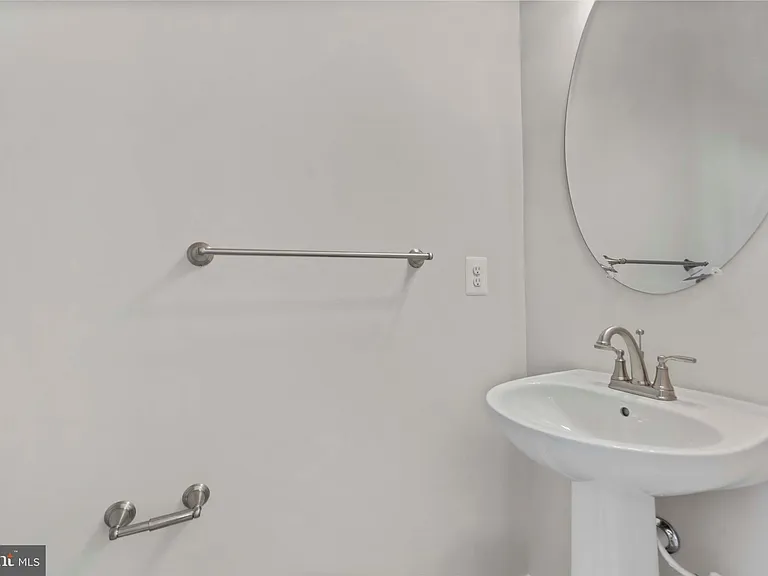 1727 Evansberry Dr — Photo 22