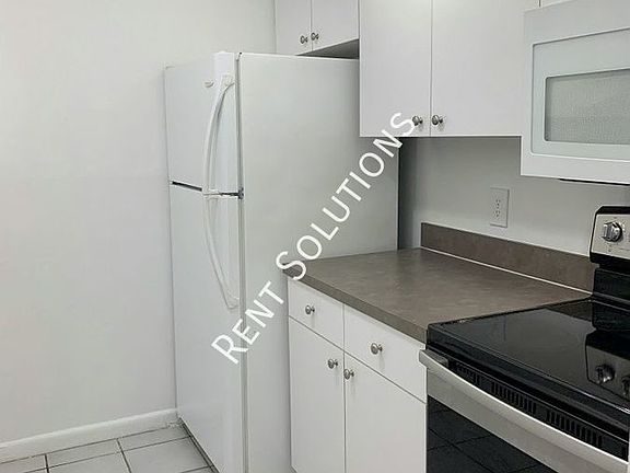 5th image of 9001 Tudor Dr #109