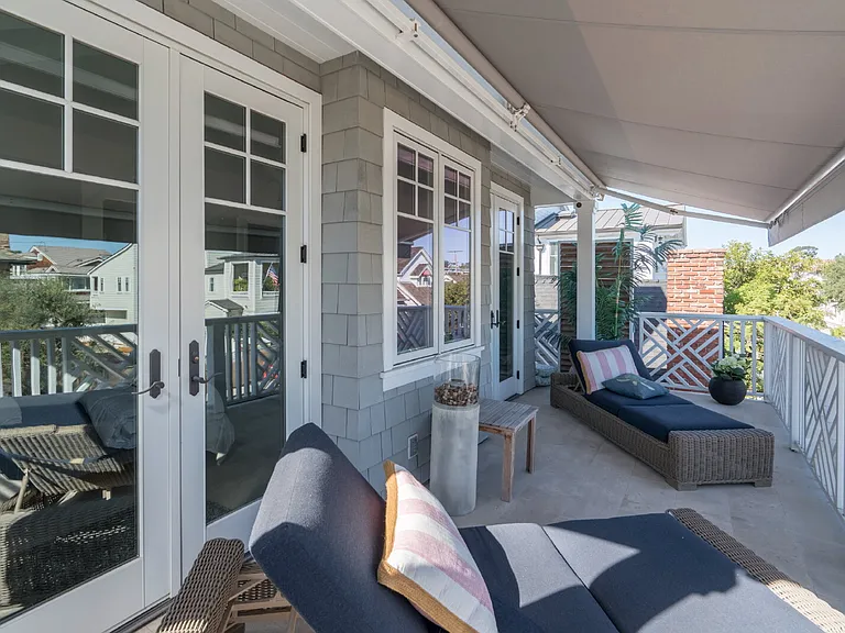 217 Coral Ave — Photo 29