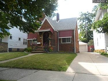 2nd image of 2050 Wyandotte Ave