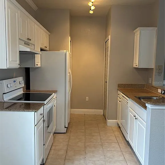 Southern Pecan Cir — Photo 3