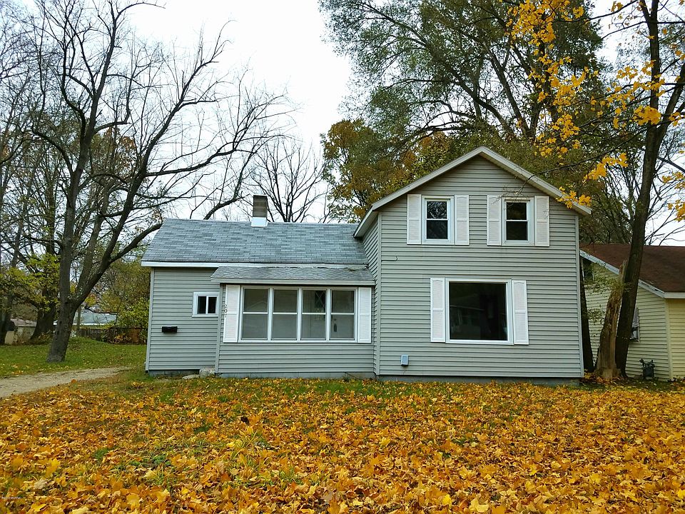 1st image of 207 Sherwood St