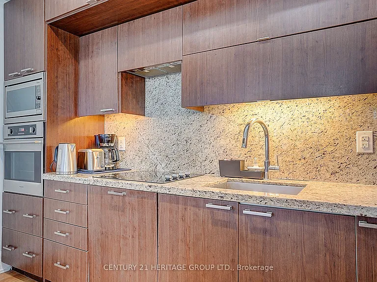120 Harrison Garden Blvd #1431 — Photo 8