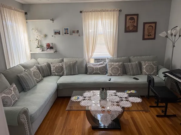 12 Rockwell Ter #2, Malden, MA 02148