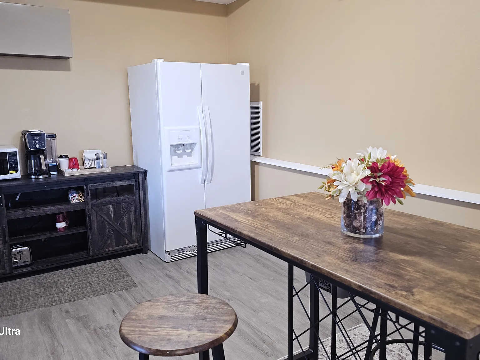 1 bed, 750 sqft, $1,900 — Photo 4