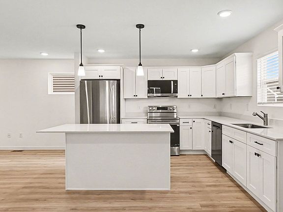 3rd image of 6126 Aurelius Rd