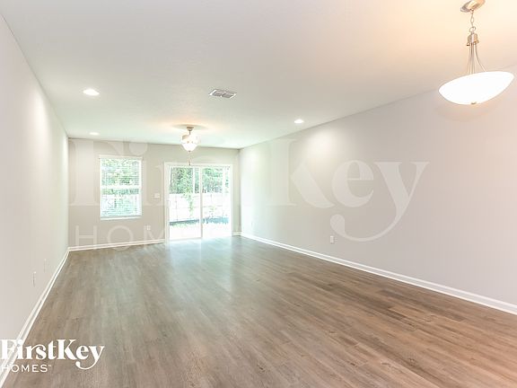 3rd image of 11385 Margarets Landing Pl