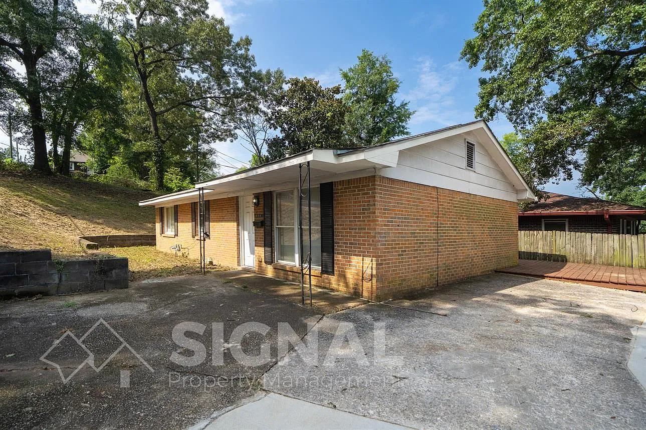 3 bed, 2.0 bath, 1175 sqft, $850 — Photo 2