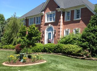 5909 Bluebird Hill Ln, Matthews, NC 28104