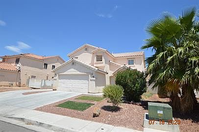 2nd image of 736 Picasso Picture Ct