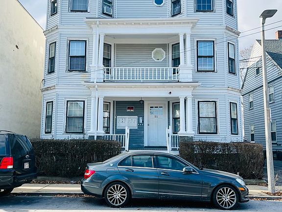 3rd image of 51 Stanley St APT 2R