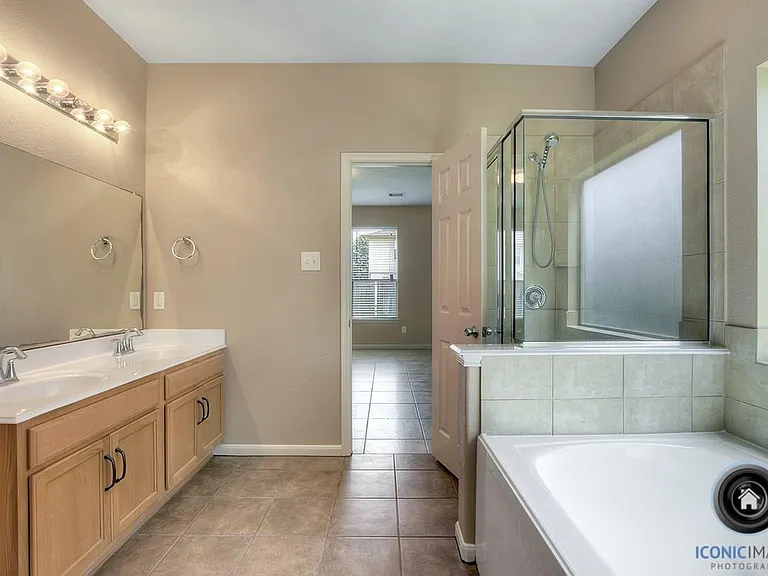 29434 Legends Bluff Dr — Photo 20