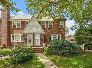 66-02 78th St, Flushing, NY 11379