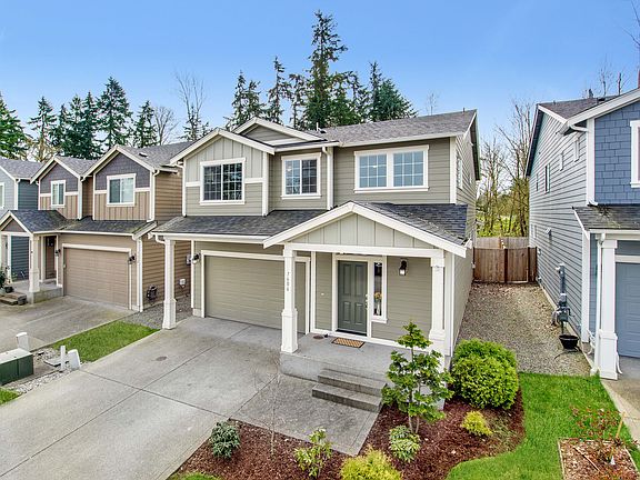 3rd image of 7606 163rd Street Ct E