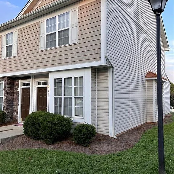 428 Goldstaff Ln — Photo 16