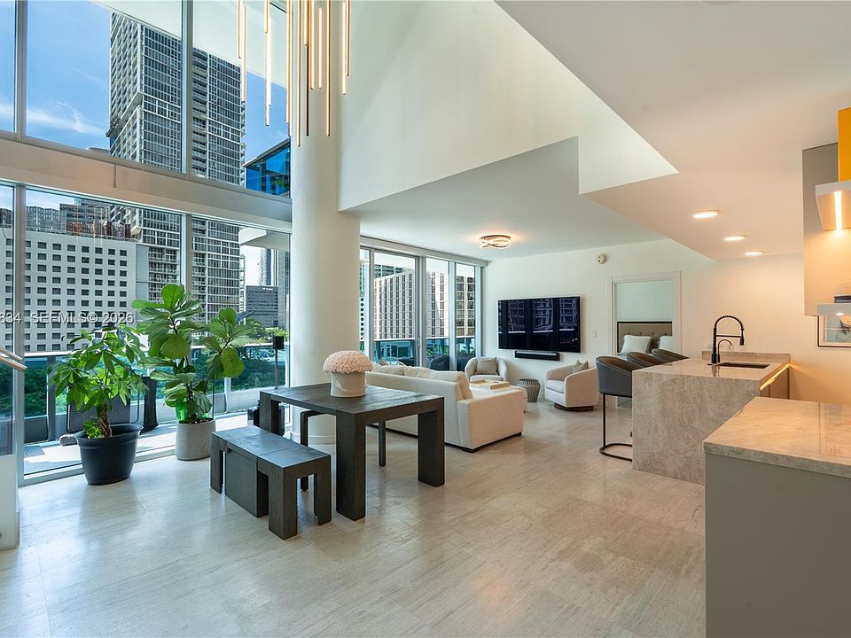 1st image of 200 Biscayne Boulevard Way APT 508