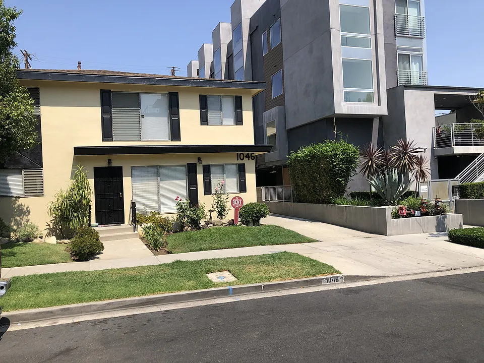 1046 N Spaulding Ave #8