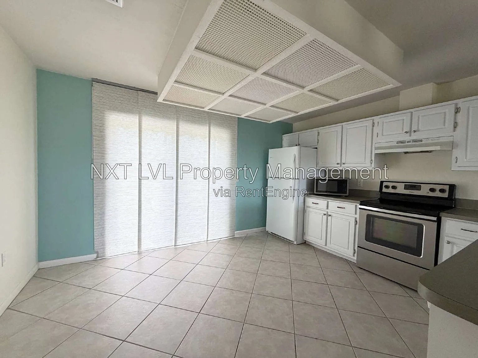 2 bed, 2.0 bath, 1000 sqft, $1,495 — Photo 4