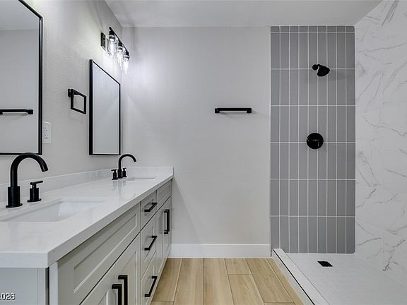 5th image of 252 View Dr