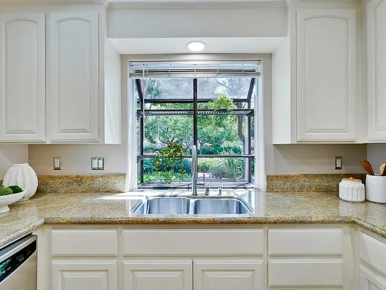 928 Wright Ave #401 — Photo 9
