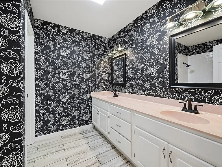 1410 S Monte Cristo Way — Photo 35