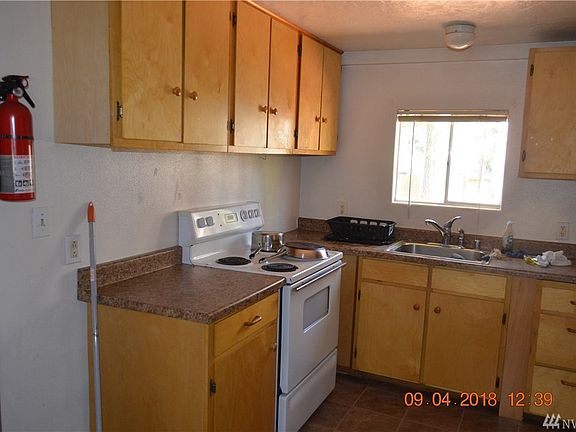 2nd image of 20 N Carp Pl S