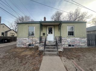 414 W 24th St, Scottsbluff, NE 69361