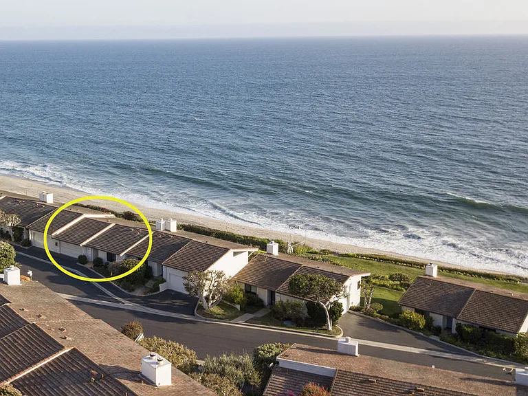 6805 Shearwater Ln — Photo 2