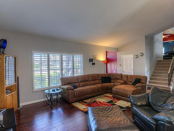 4th image of 16402 N 49th Pl