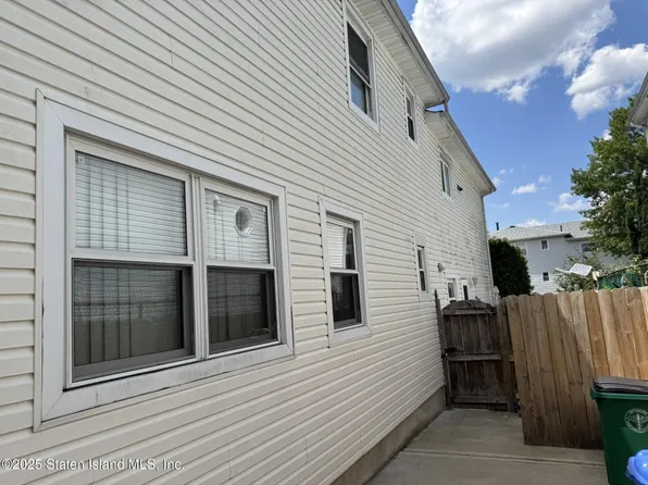 9 Radford Street image 5 of 35