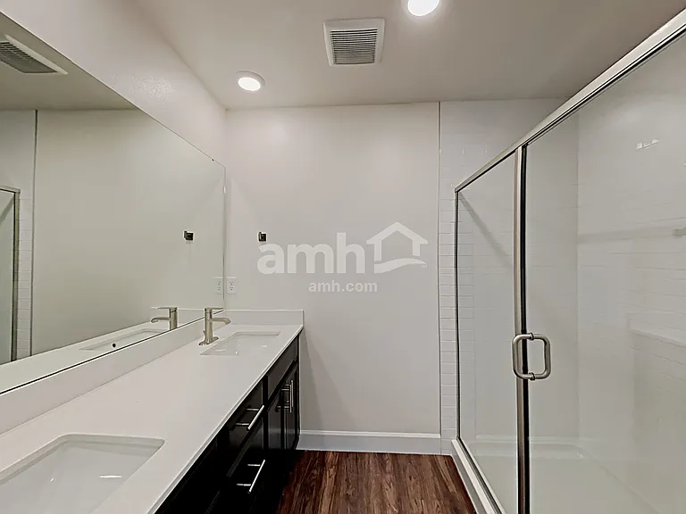 4252 177th St E — Photo 10