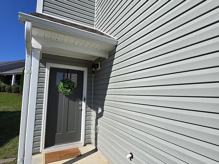 6006 Hillside Ln — Photo 4