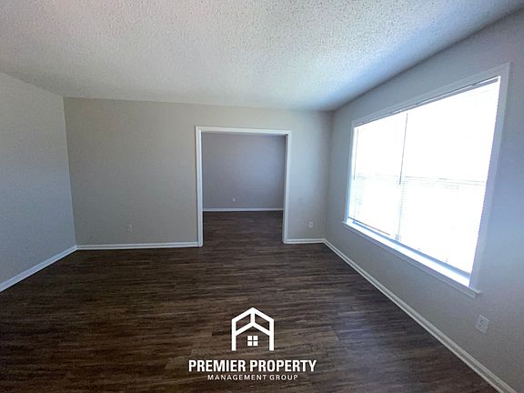 2nd image of 3999 Hanna Dr
