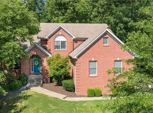 4252 Sunrise Dr, Sellersburg, IN 47172