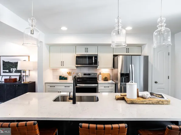 119 Courthouse Dr, Martinsburg, WV 25404