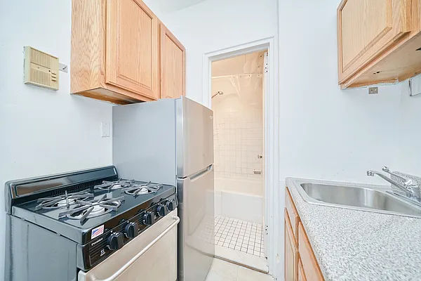 Rented by Living New York | media 15