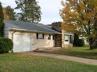 3295 Michigan Ct, Stevens Point, WI 54481