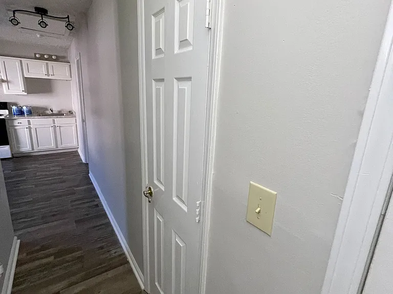 310 W Pine St #B — Photo 2