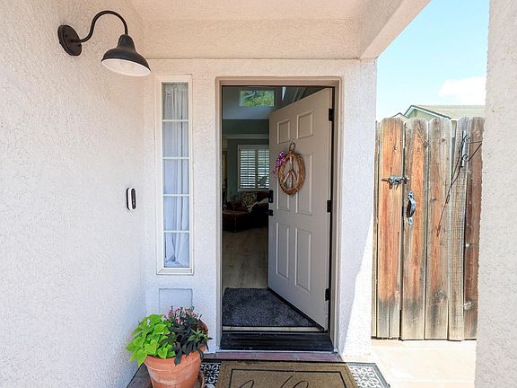 5th image of 428 Douma Way