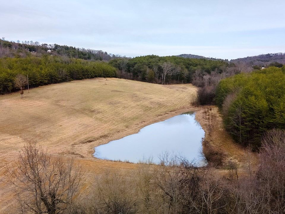 1st image of 802 Deep Springs Cemetery Rd