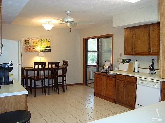 3rd image of 7 Pineridge Ct