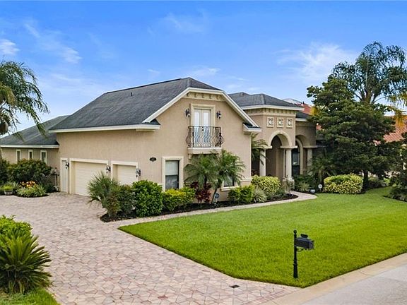 4th image of 4453 Emerald Palms Ln