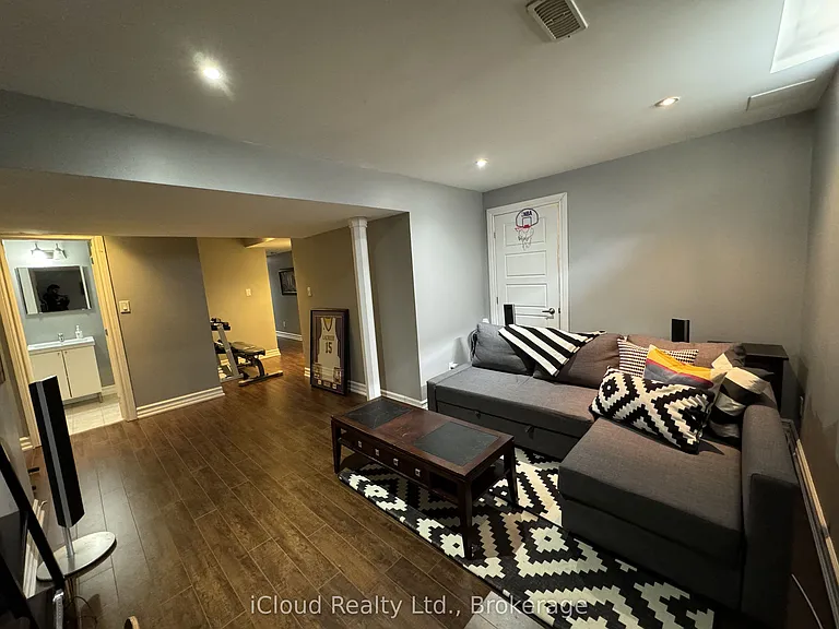 140 Duncan Ln — Photo 33