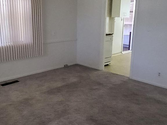 4th image of 1800 Idalou Ave
