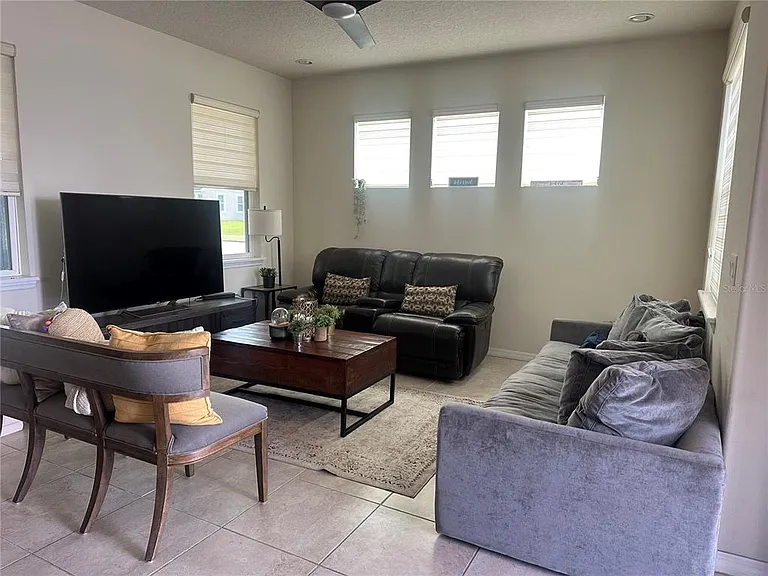 2791 Rapollo Dr — Photo 6