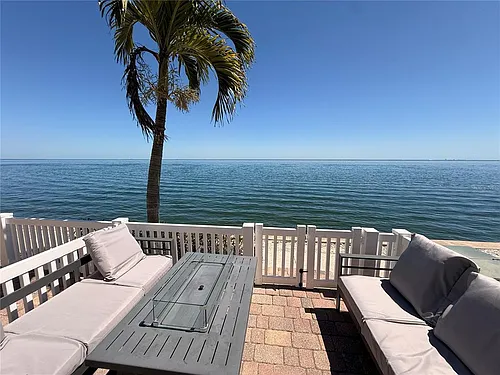 4942 Coquina Key Dr SE Photo 1