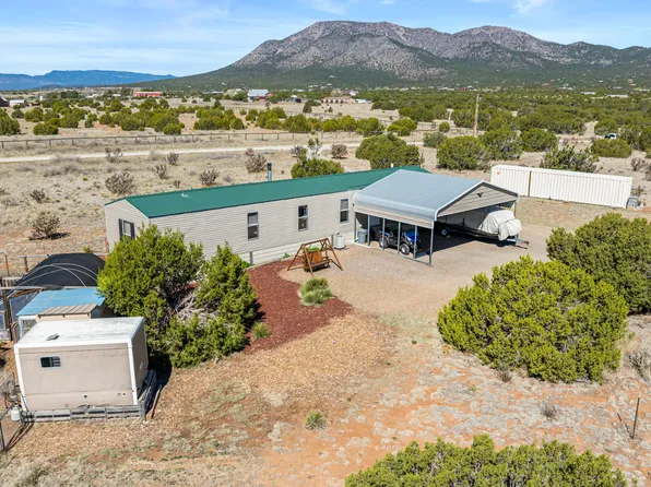 78 Drake Rd, Edgewood, NM 87015